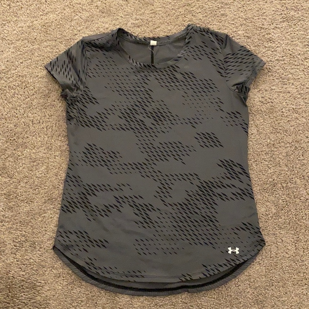 Under Armor Run Heat Gear Athletic Shirt